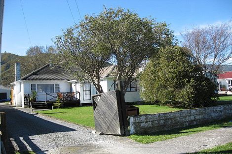 Photo of property in 55 Dover Road, Wainuiomata, Lower Hutt, 5014
