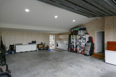 Photo of property in 1 Mahuta Road, Waitahanui, Taupo, 3378