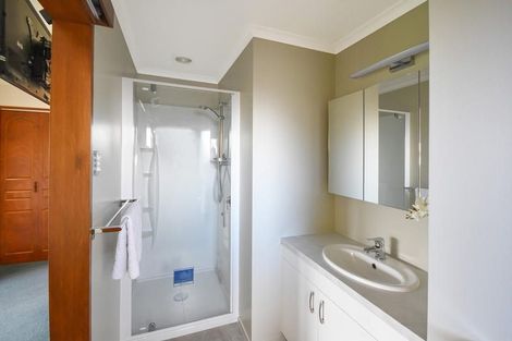 Photo of property in 15 Thornly Park Avenue, Mosgiel, 9024