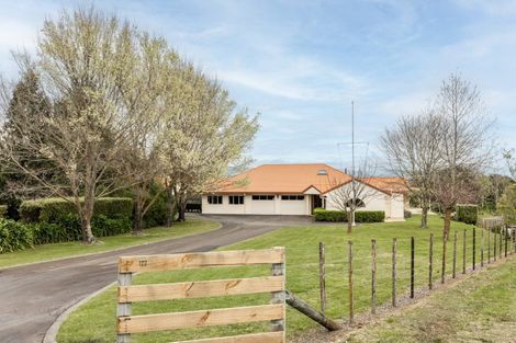 Photo of property in 122 Kopanga Road, Havelock North, 4130