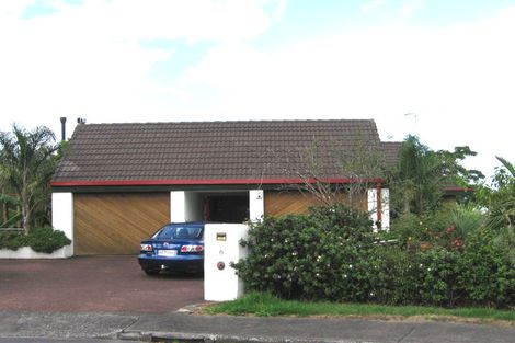 Photo of property in 6 Sunrise Lane, Te Atatu South, Auckland, 0610