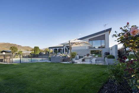 Photo of property in 6 Leitrum Street, Cromwell, 9310