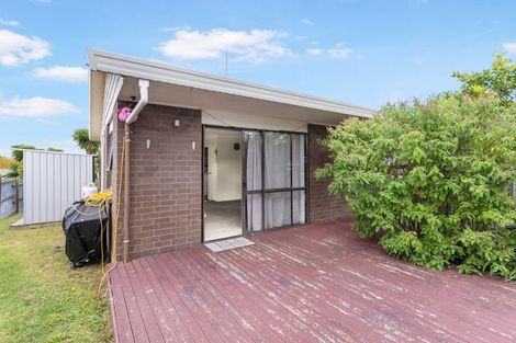 Photo of property in 9b Gatland Road, Rosehill, Papakura, 2113