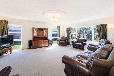 Photo of property in 4 Tui Mill Grove, Feilding, 4702