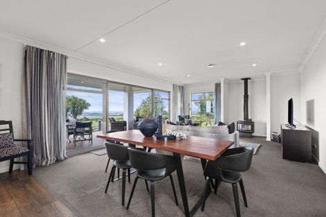 Photo of property in 12 Fleetwood Lane, Turitea, Palmerston North, 4472