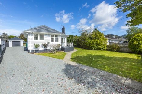 Photo of property in 16 Thackeray Street, Trentham, Upper Hutt, 5018