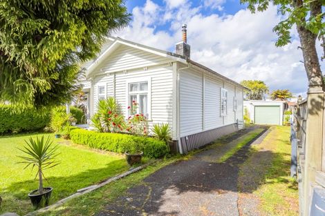 Photo of property in 16 River Road, Taumarunui, 3920