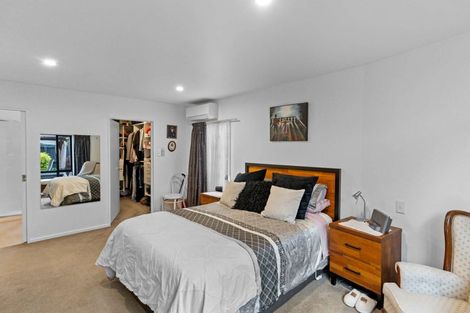 Photo of property in 2 Calverton Place, Halswell, Christchurch, 8025