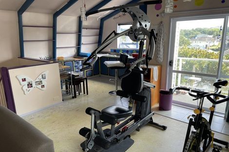 Photo of property in 118 Dimock Street, Titahi Bay, Porirua, 5022