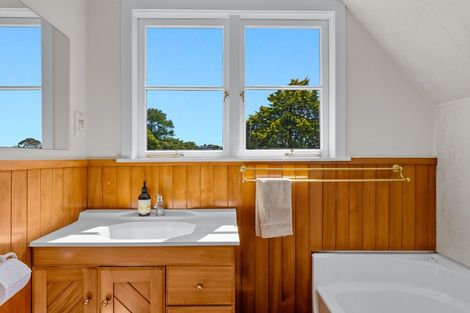 Photo of property in 64 Tirimoana Road, Te Atatu South, Auckland, 0602