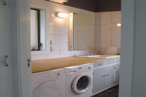 Photo of property in 40a Moana Road, Kelburn, Wellington, 6012