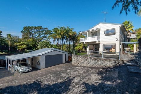 Photo of property in 2/74 Glamorgan Drive, Torbay, Auckland, 0630