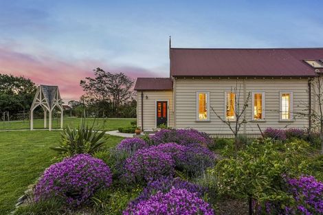 Photo of property in 7 Clarks Lane, Hobsonville, Auckland, 0618