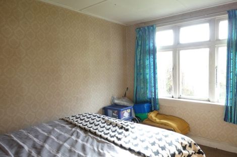 Photo of property in 1 Curtis Street, Hector, 7822