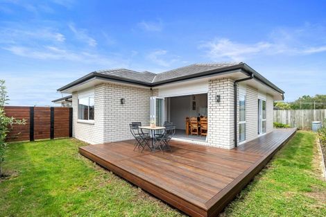 Photo of property in 12 Whatumairangi Way, Owhata, Rotorua, 3010