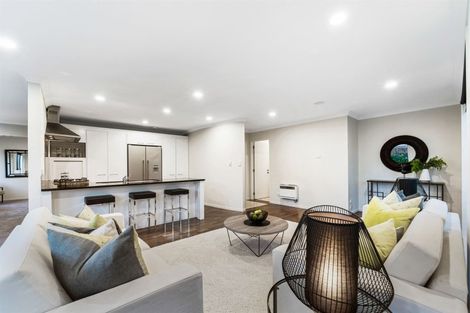 Photo of property in 8 Stratford Avenue, Milford, Auckland, 0620