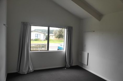 Photo of property in 83 Norfolk Crescent, Otaki Beach, Otaki, 5512