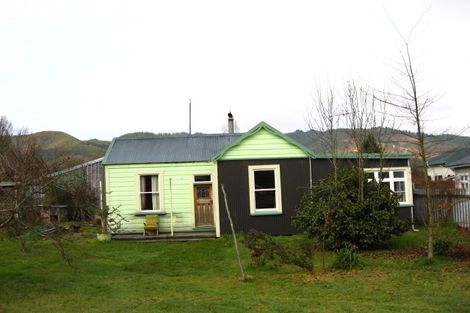 Photo of property in 8 Bridge Street, Reefton, 7830
