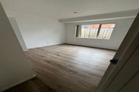 Photo of property in 9 Neesons Way, Glendene, Auckland, 0602