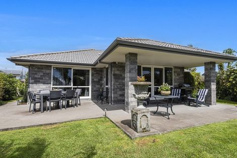 Photo of property in 22 Wairau Drive, Tikipunga, Whangarei, 0112