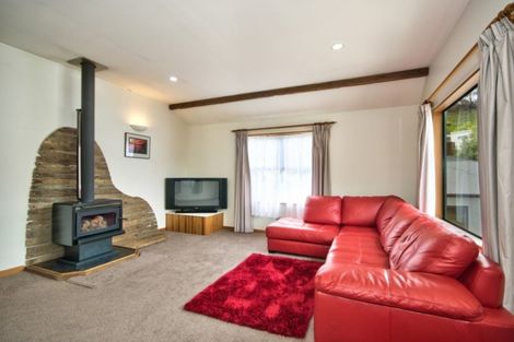 Photo of property in 237 Fernhill Road, Sunshine Bay, Queenstown, 9300
