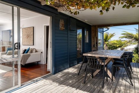 Photo of property in 8a Government Road, Raglan, 3225