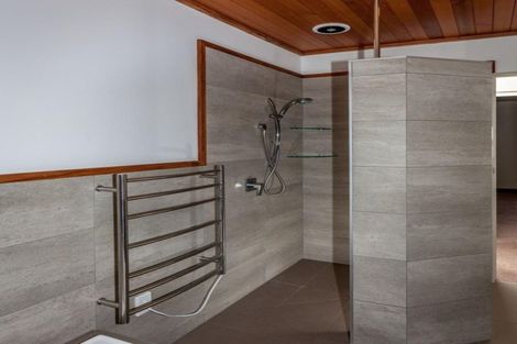 Photo of property in 8 Brenton Place, Whangamata, 3691