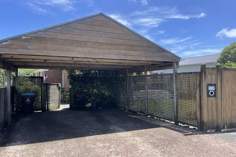 Photo of property in 54 Amaru Road, One Tree Hill, Auckland, 1061