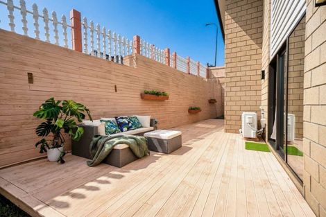 Photo of property in 31 Shibata Rise, Ranui, Auckland, 0612