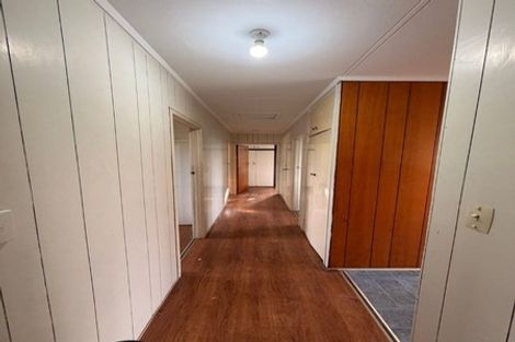 Photo of property in 53 Lawrence Crescent, Hillpark, Auckland, 2102