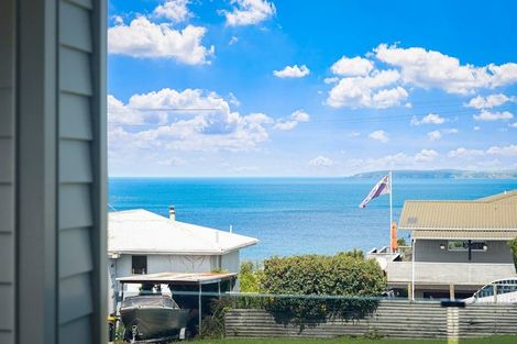 Photo of property in 11 Barrier View Road, Leigh, 0985