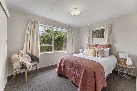 Photo of property in 16 Tyrone Grove, Wainuiomata, Lower Hutt, 5014