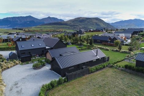 Photo of property in 18 Jacks Point Rise, Jacks Point, Queenstown, 9371