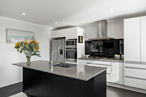 Photo of property in 30 Raymond Grace Avenue, Huapai, Kumeu, 0810