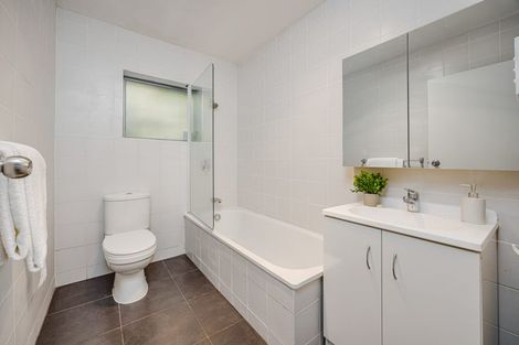 Photo of property in 1/636 Mount Wellington Highway, Mount Wellington, Auckland, 1062