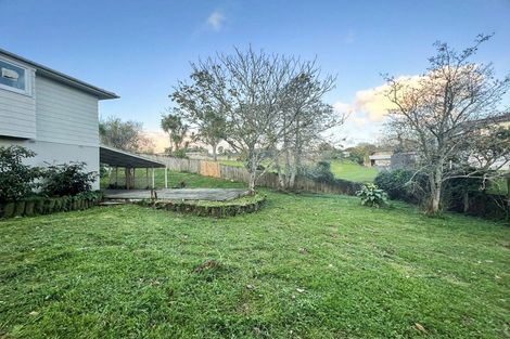 Photo of property in 35 Takapu Street, Henderson, Auckland, 0612