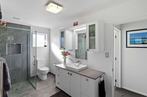 Photo of property in 22 Wineberry Avenue, Amberley, 7410