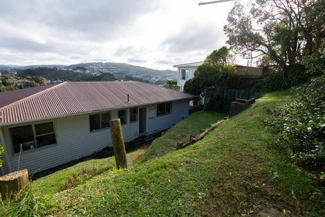 Photo of property in 93 Black Rock Road, Newlands, Wellington, 6037