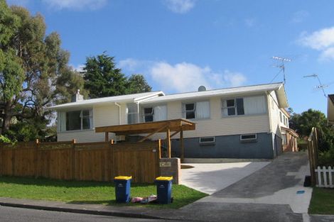 Photo of property in 2/52a Weldene Avenue, Glenfield, Auckland, 0629