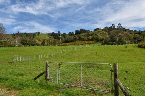 Photo of property in 71 Hoeke Road, Carrington, Carterton, 5791