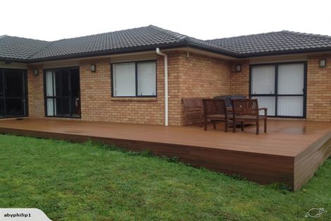 Photo of property in 80 South Kensington Way, Henderson, Auckland, 0612