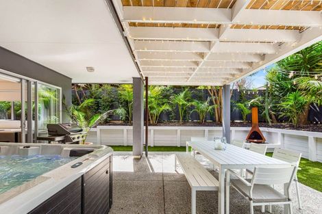 Photo of property in 4 Brandon Road, Manly, Whangaparaoa, 0930