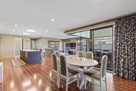 Photo of property in 14 Tatahi Cove, Papamoa Beach, Papamoa, 3118