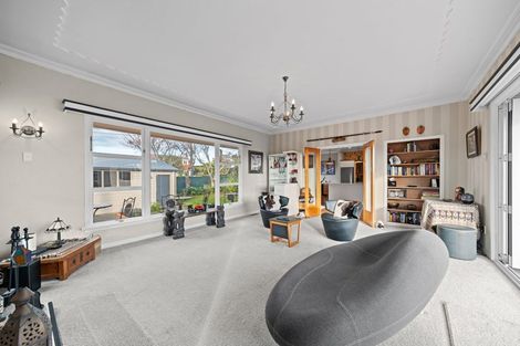 Photo of property in 124 Carrington Street, Lower Vogeltown, New Plymouth, 4310