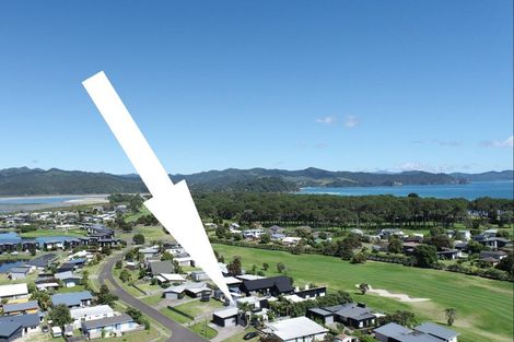 Photo of property in 137 The Fairway, Matarangi, Whitianga, 3592
