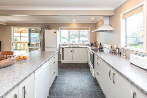 Photo of property in 12 George Street, Aramoho, Whanganui, 4500