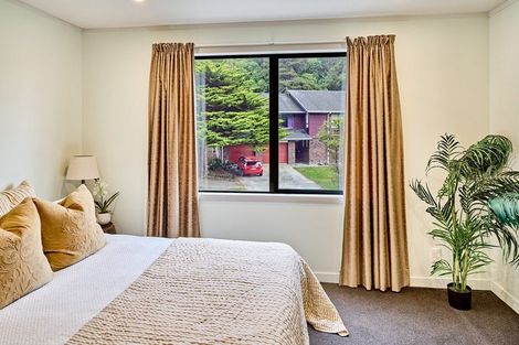 Photo of property in 13 Postgate Drive, Whitby, Porirua, 5024