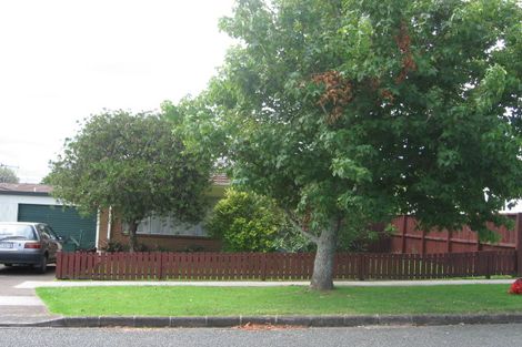 Photo of property in 2/8 Ewen Alison Avenue, Devonport, Auckland, 0624