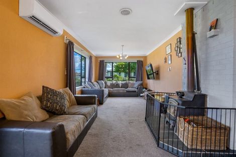 Photo of property in 33 Mary Street, Winton, 9720