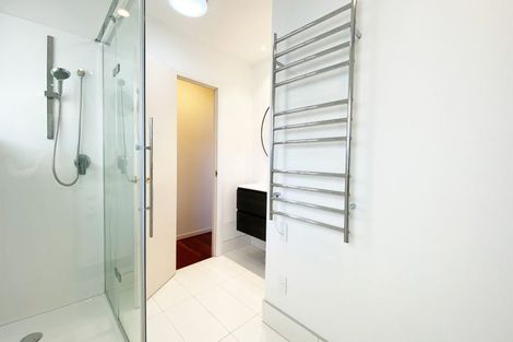 Photo of property in 93 Edgewater Drive, Pakuranga, Auckland, 2010